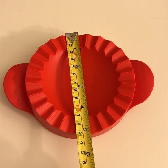 Tupperware pastry sealer - Picture 4 of 6